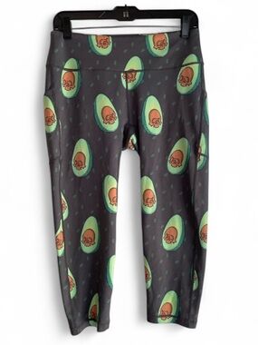 Feed Me Fight Me Evil Avocado Cropped Capri Leggings With Pockets Size L